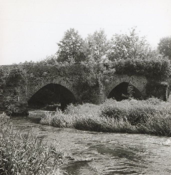 vue partielle de l’ouvrage depuis l’amont