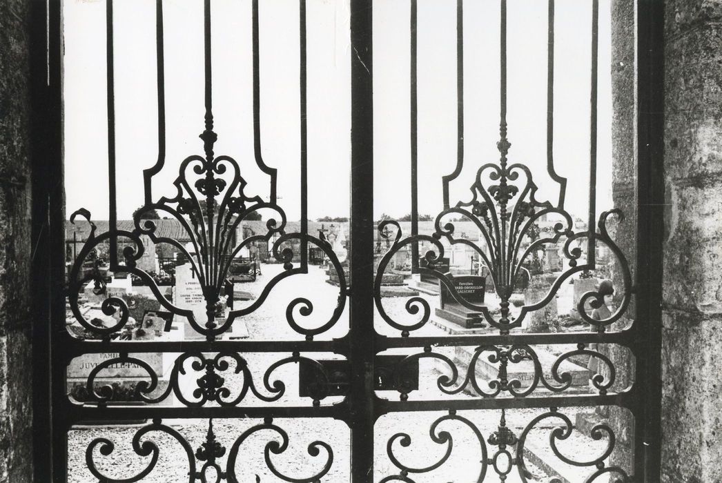 grille d’accès, détail