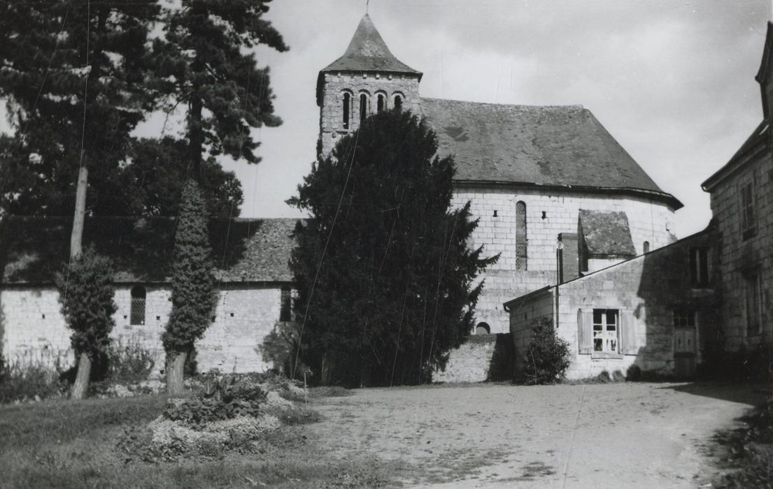 façade latérale sud, vue partielle