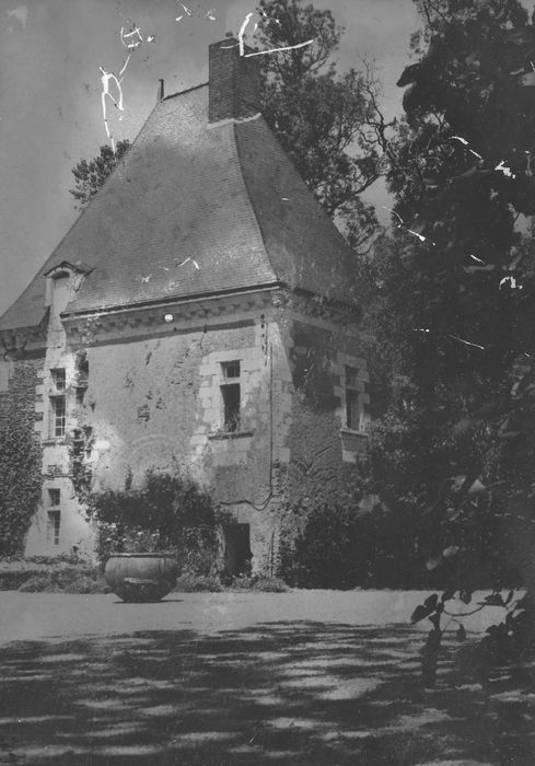 pavillon isolé nord, façades sud-ouest, sud-est