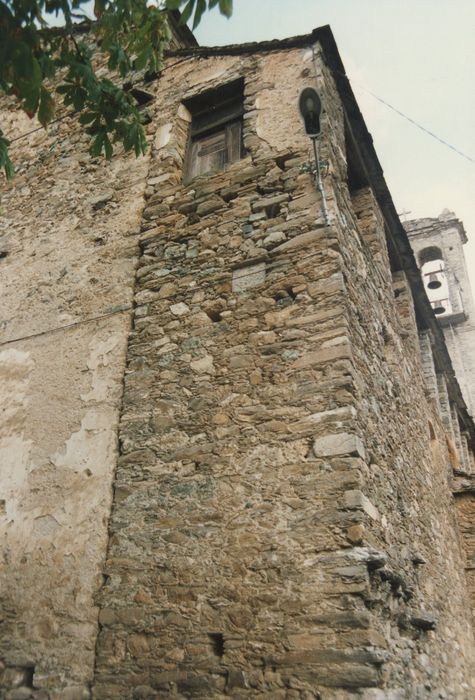 façade latérale sud, adjonction d’un bas-côté et d’une galerie