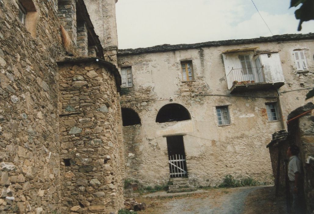 aile latérale sud, façade ouest, vue partielle