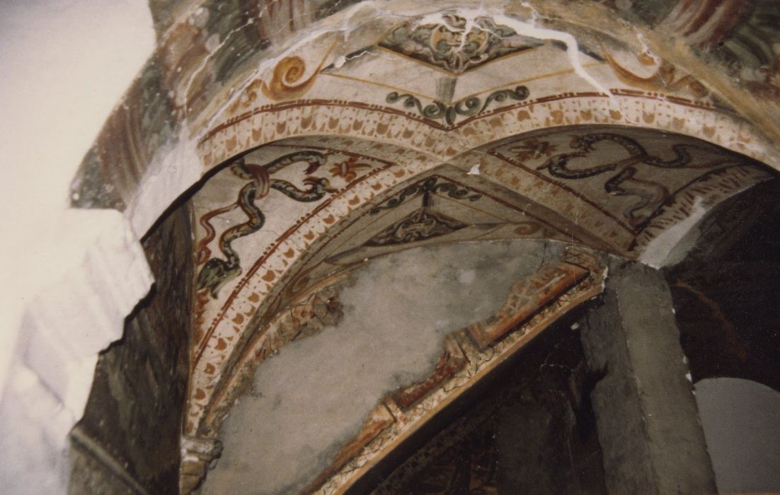 vestibule, peintures monumentales, vue partielle