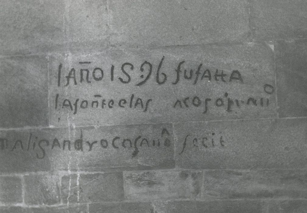 Nef, détail d’une signature auteur des peintures monumentales ?)