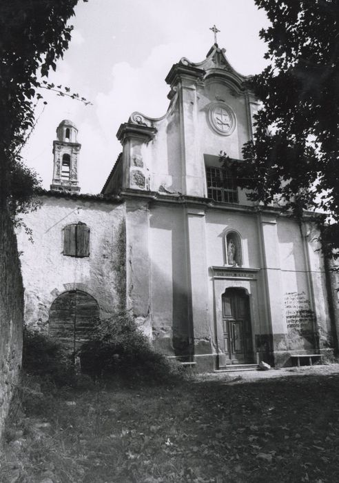 église, façade nord-ouest