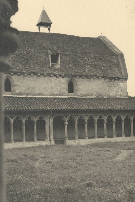 cloître, galerie sud, vue partielle