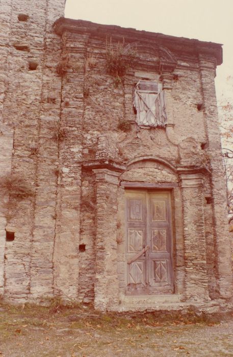 façade est de la chapelle de confrérie