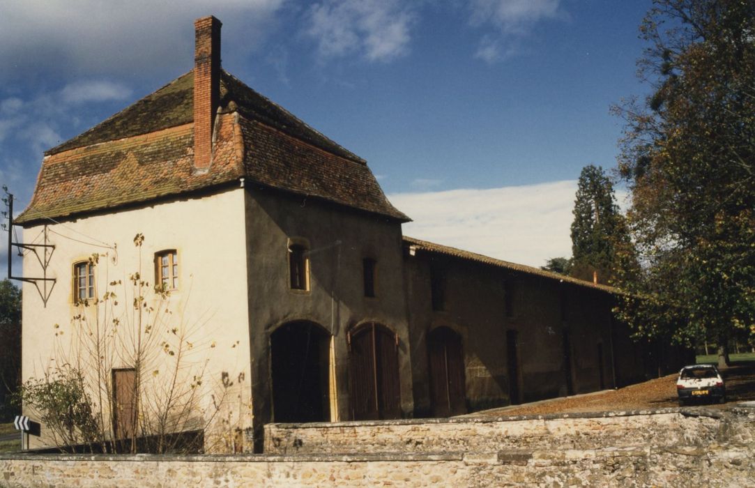 communs ouest, façades sud et est