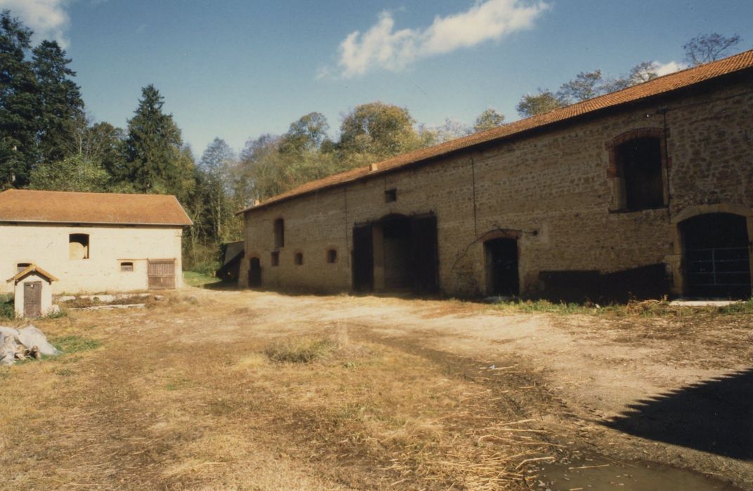 cour de ferme, communs est, façade ouest