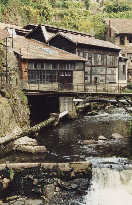 vue générale des bâtiments dans leur environnement