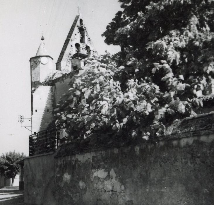 clocher-peigne, élévation est, vue partielle