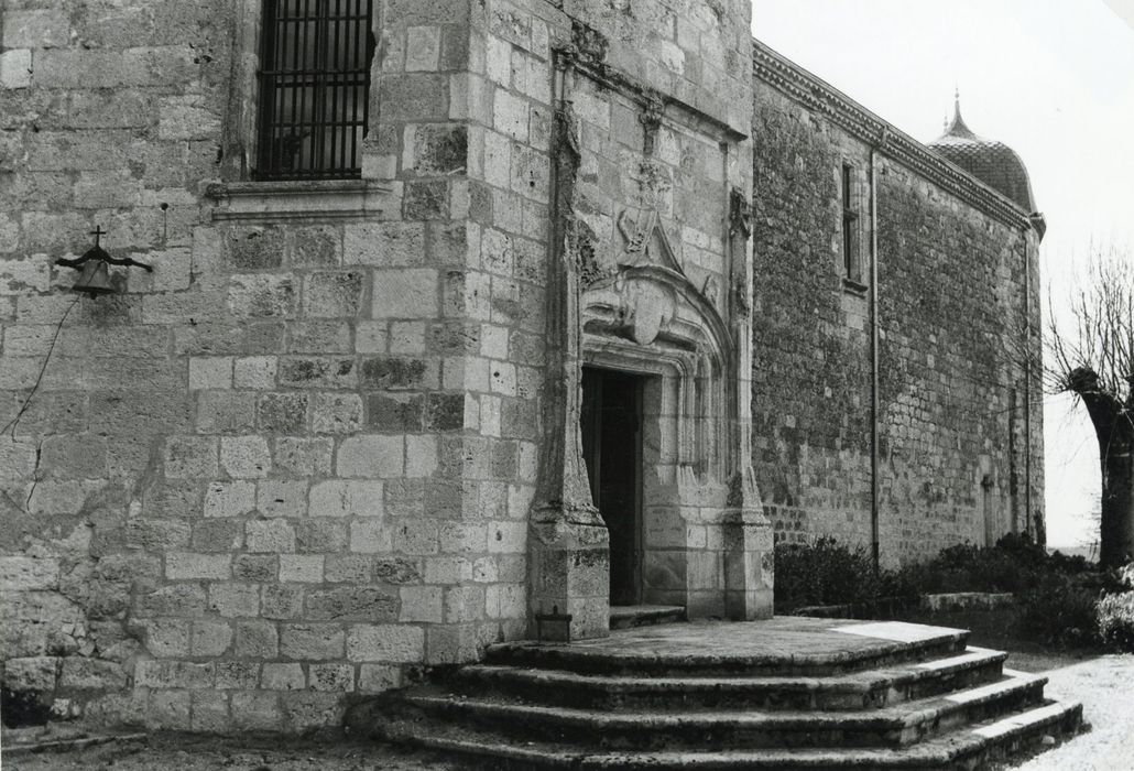 porte d’accès à la tourelle d’escalier