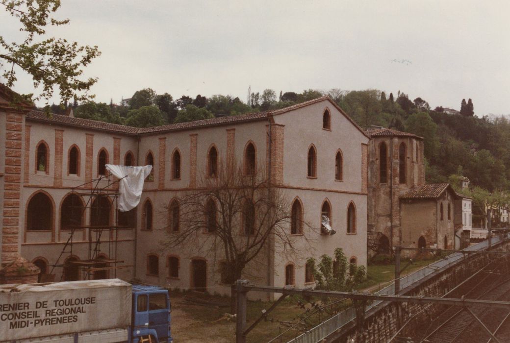 petit séminaire, façades sur cour, vue partielle