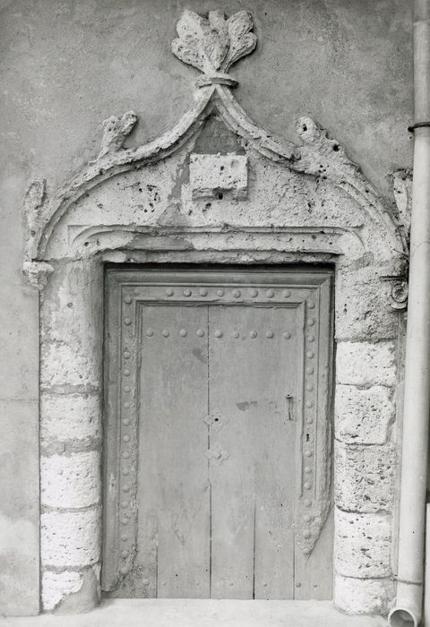 porte d’accès à la tourelle d’escalier