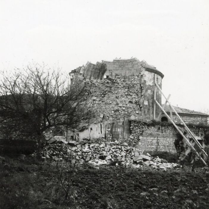 fuie ruinée