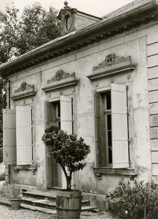 Façade du salon de musique (?)