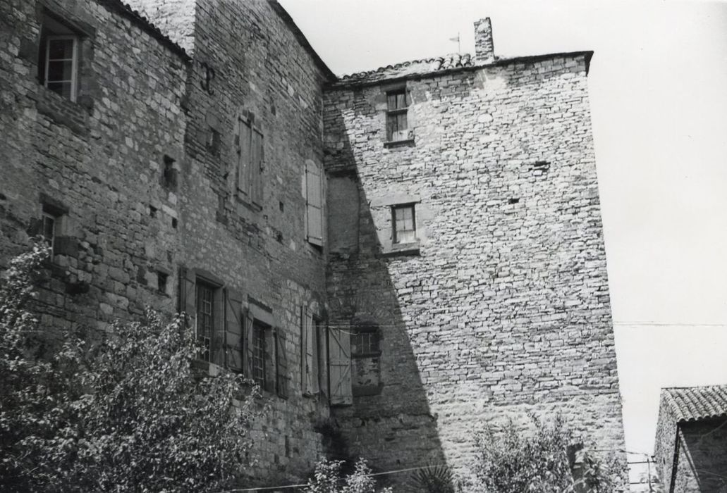 façade sur la rue Saint-Grégoire
