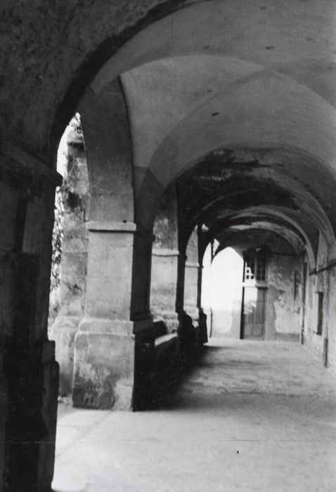 une des galeries du cloître