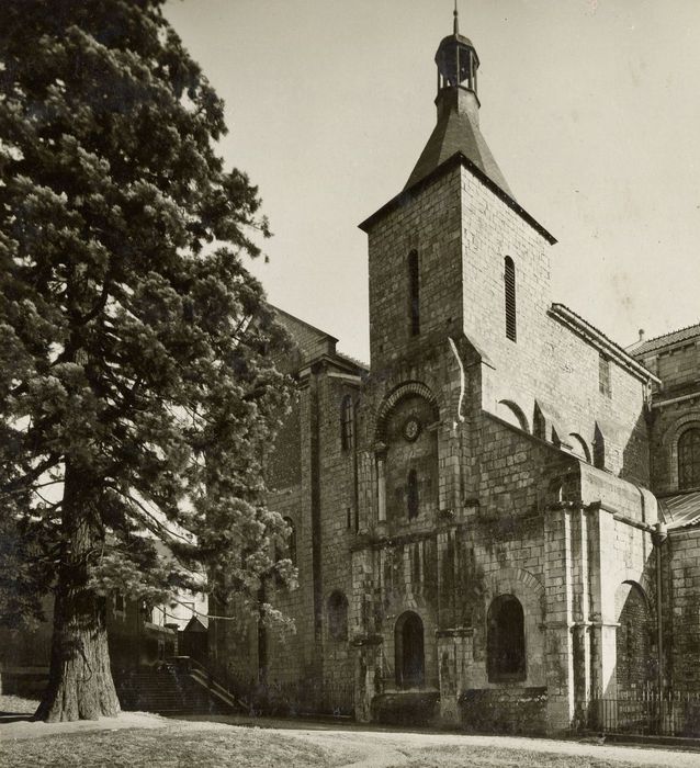 façade latérale nord, vue partielle