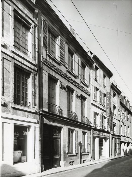 façade sur rue