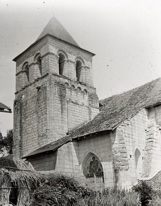 chapelle et sa cheminée