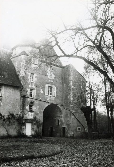 châtelet d’entrée, élévation ouest