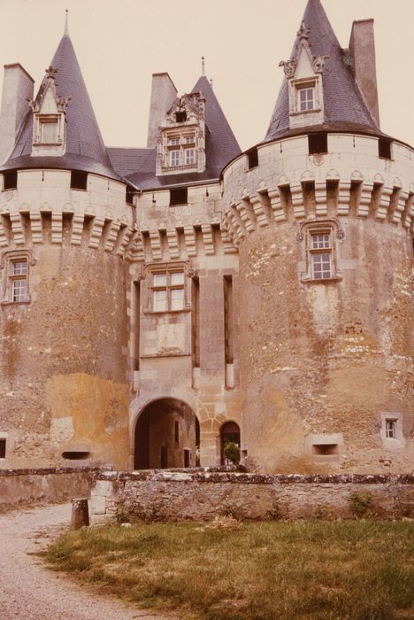 châtelet d’entrée, élévation est