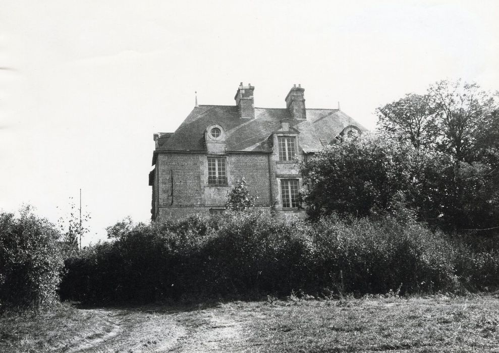 façade ouest, vue partielle