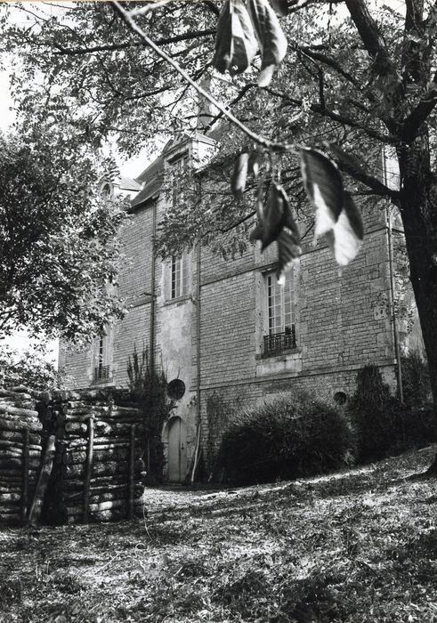 façade ouest, vue partielle