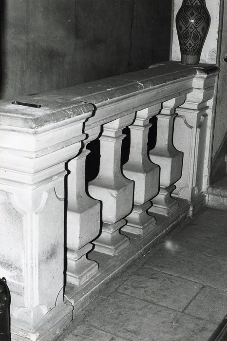 escalier, détail de la balustrade