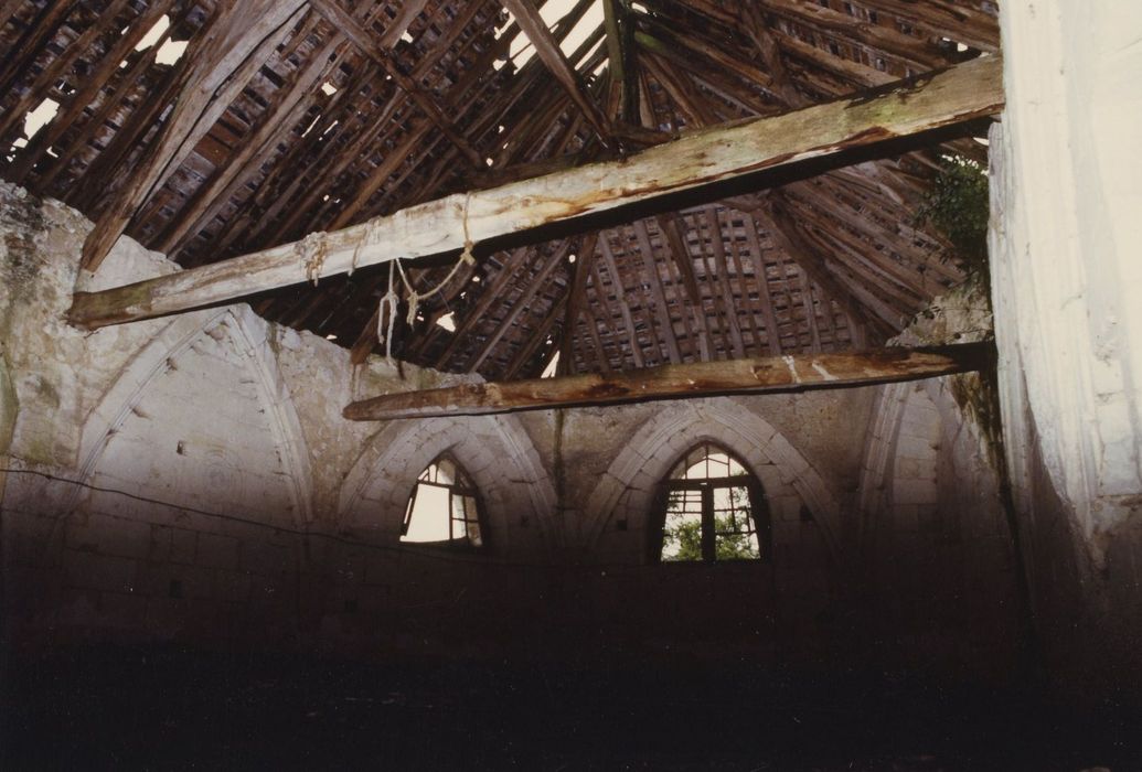 chapelle, vue partielle de la nef