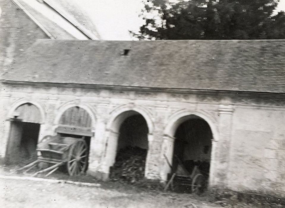 ancien cloître, galerie est, façade ouest