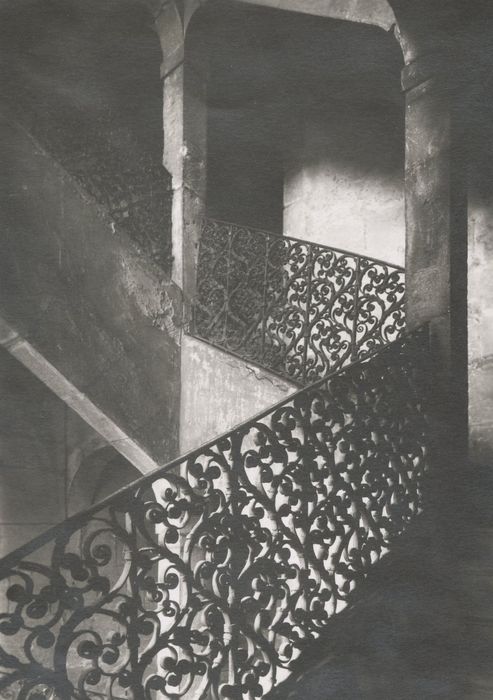 escalier monumental, détail de la rampe