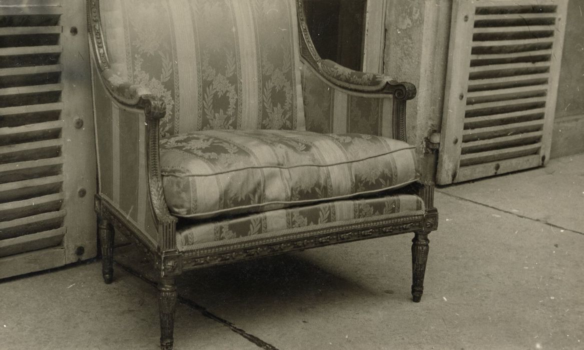 salon Louis XVI, fauteuil