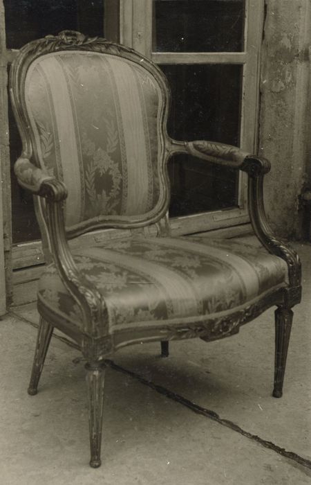 salon Louis XVI, fauteuil