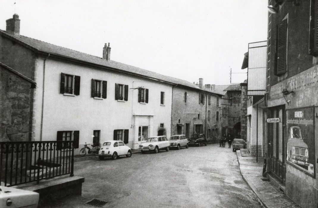 aile ouest sur la rue du bourg, façade ouest