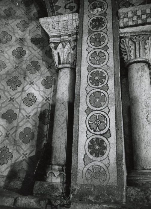 choeur, détail d’un chapiteau et de sa colonnette