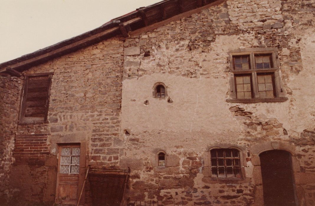 ancien ermitage des femmes, façade est, vue partielle