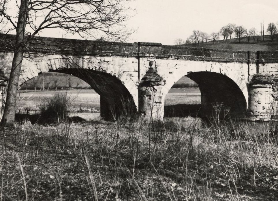 pont d’accès sud-est 