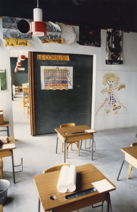 école, vue partielle d’une classe