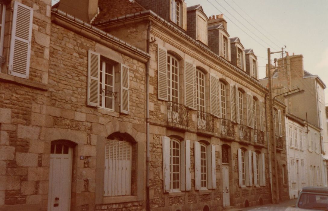 façade sur rue