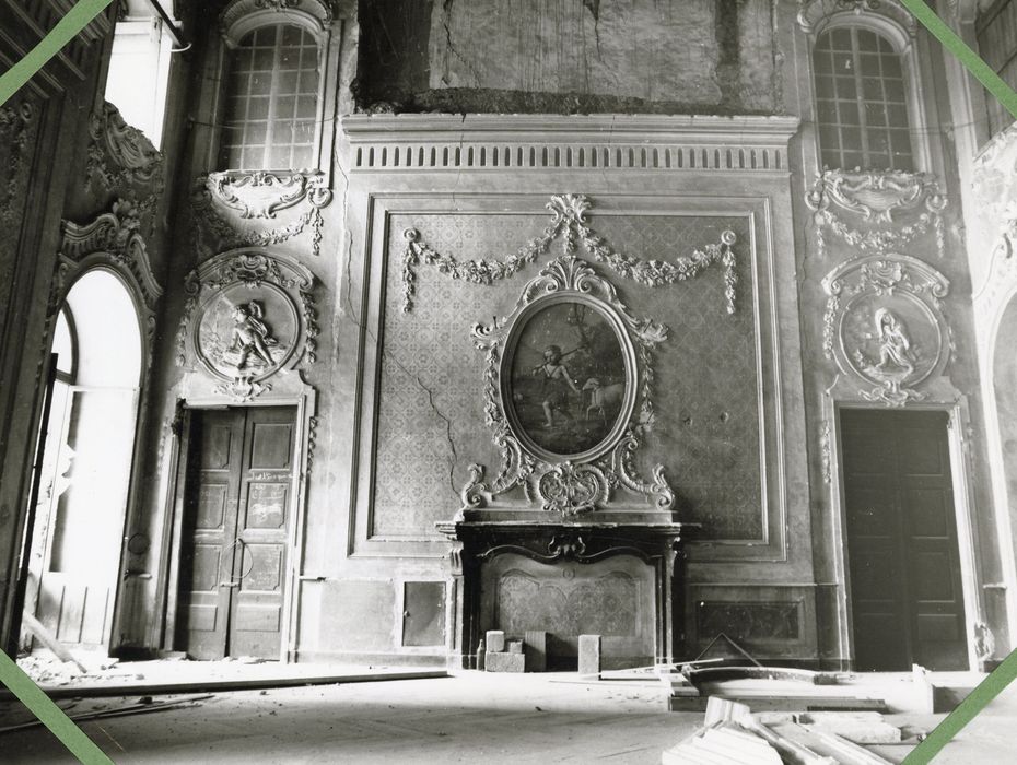 grand salon, vue partielle