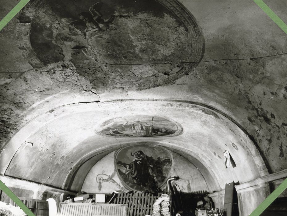 ancienne chapelle, vue partielle de la voûte