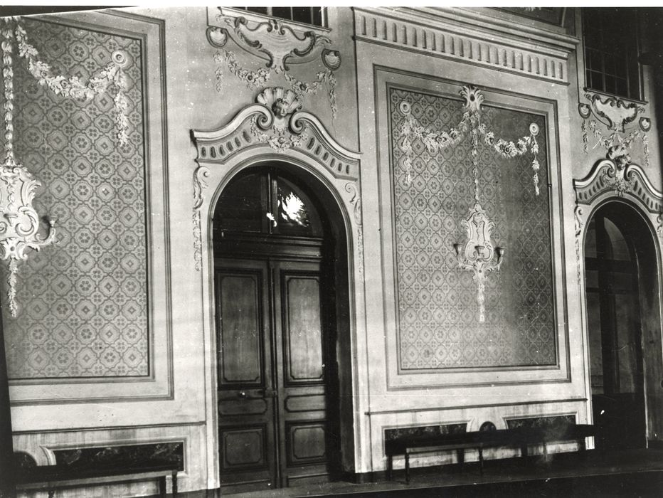 grand salon, vue partielle