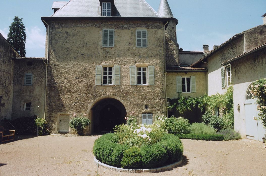 porterie, façade est