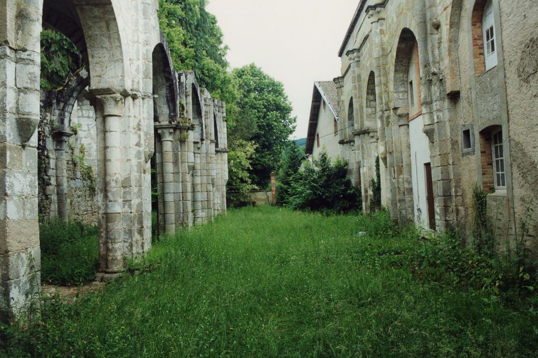 ancienne église abbatiale, nef