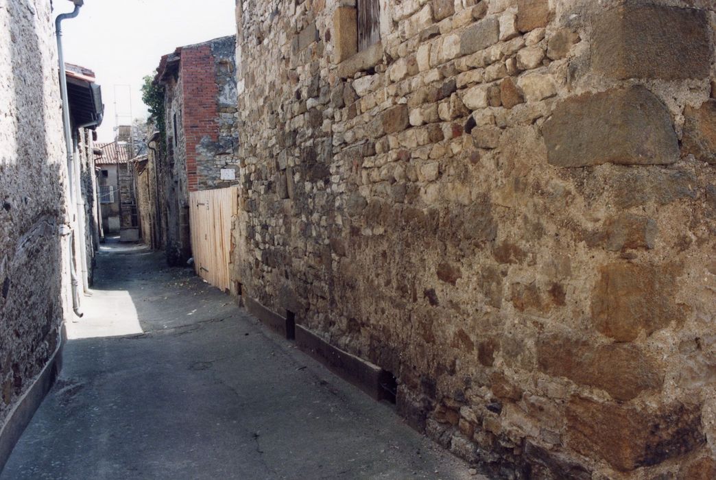 vue partielle des remparts, élévations extérieures