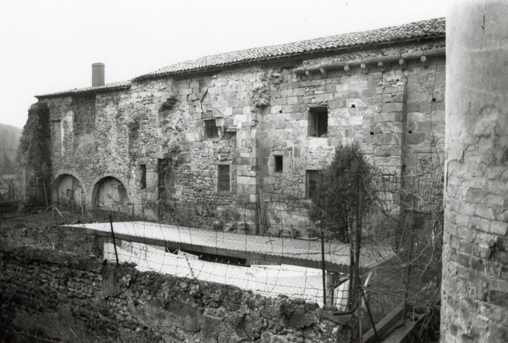 cloître, aile est, façade est