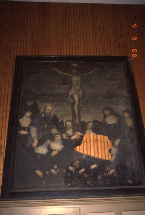 tableau : Crucifixion avec saint François de Sales et les soeurs de l'ordre de la Visitation