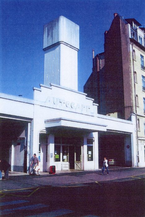 façade sur rue (photocopie numérisée)